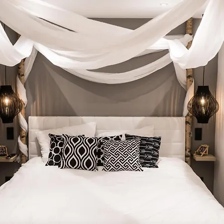 Wonderland With Private Spa/wellness Apartment