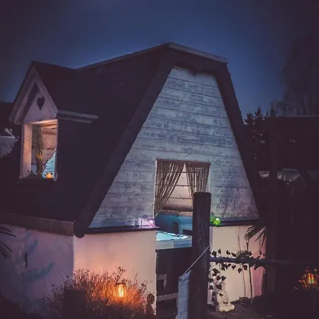 Wonderland With Private Spa/wellness *