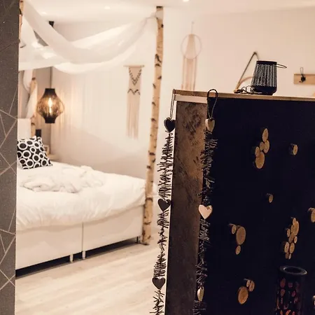 Wonderland With Private Spa/wellness *